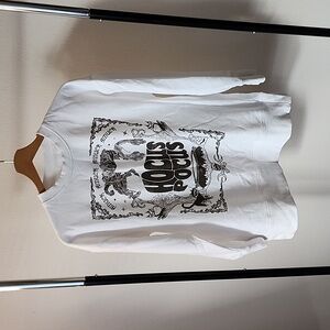 Women's Disney Hocus Pocus sweatshirt - size small